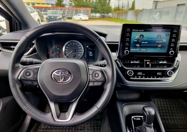 Toyota Corolla cena 89900 przebieg: 124798, rok produkcji 2020 z Suchań małe 436